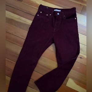 Levi’s Wedgie Maroon corduroy jeans